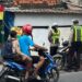 Tekan Pelanggaran Lalu Lintas, Satlantas Polres Gresik Turunkan Personel di Simpang Bunder