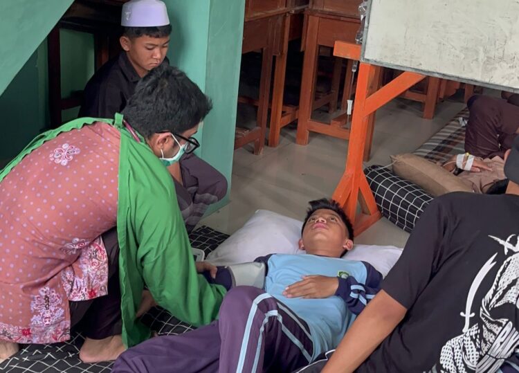 Ratusan Pelajar di Kutorejo Mojokerto Diduga Keracunan MBG, SPPG Yayasan Bina Bangsa Distop Sementara