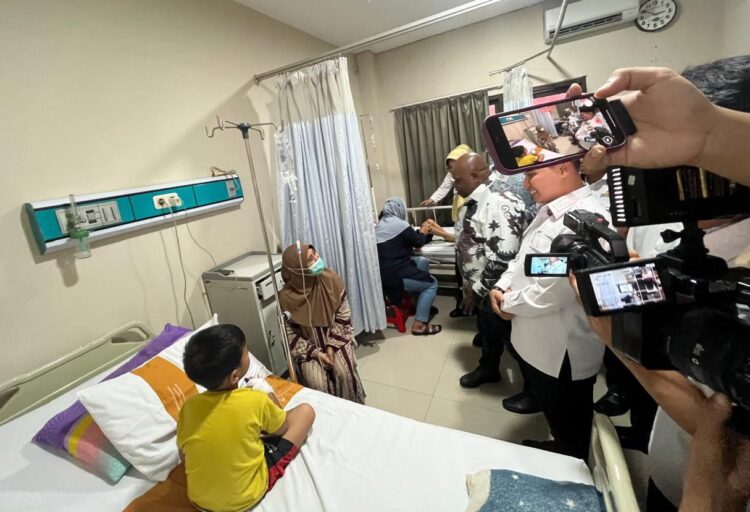 Diduga Telur Soto Ayam di Menu MBG Jadi Penyebab Keracunan Massal di Mojokerto