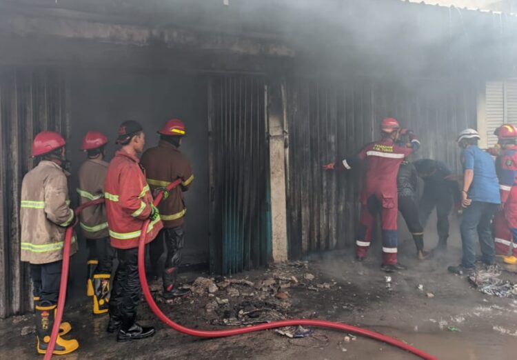 Bengkel Motor di Tuban Ludes Terbakar, Kerugian Ratusan Juta
