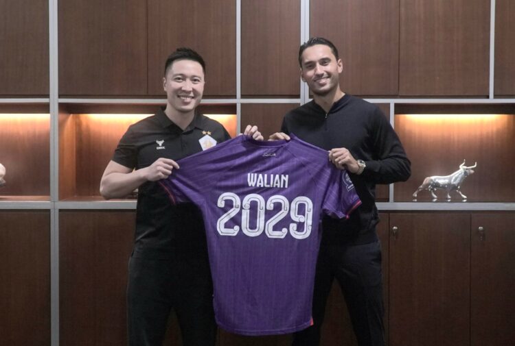 Jadi Pilar Persik Kediri, Kontrak Ezra Walian Diperpanjang hingga 2029