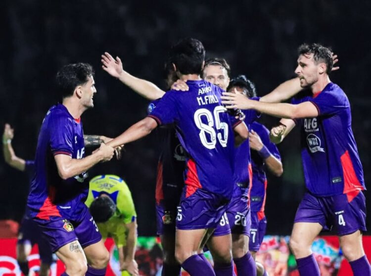 Berkat Gol Ijury Time, Persik Kediri Tahan Imbang Persib Bandung 1-1