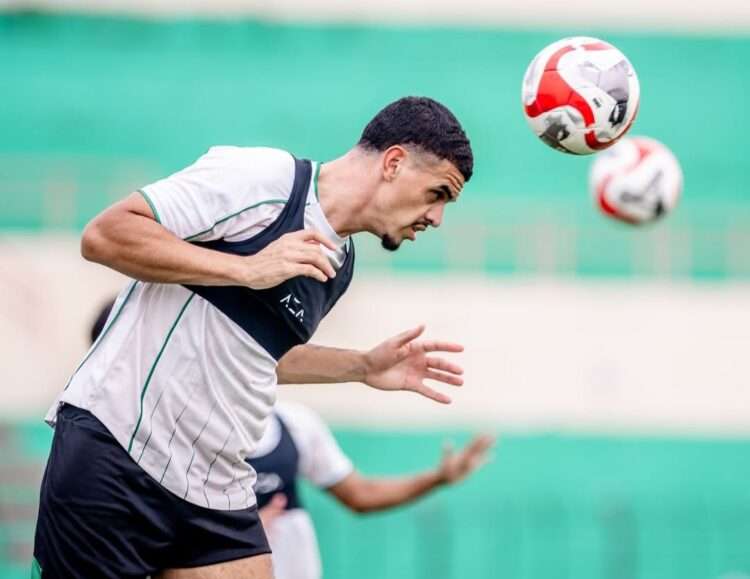 Kerasan di Surabaya, Gelandang Persebaya Jefferson Tak Sabar Hadapi Dewa United