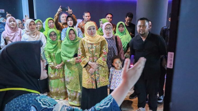 Bupati Gresik dan Gubernur Jatim Kunjungi Wisata Edukasi Gresik Universal Science