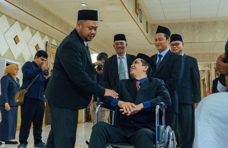 Bupati Gresik Lantik 55 Kepala Sekolah dan 21 Pejabat Fungsional