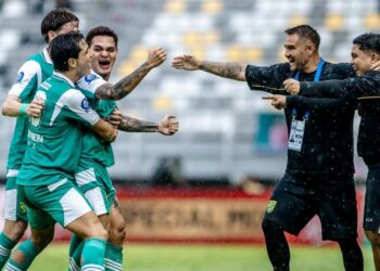 Dwigol Gali Freitas Antar Persebaya Tundukkan Malut United 2-1