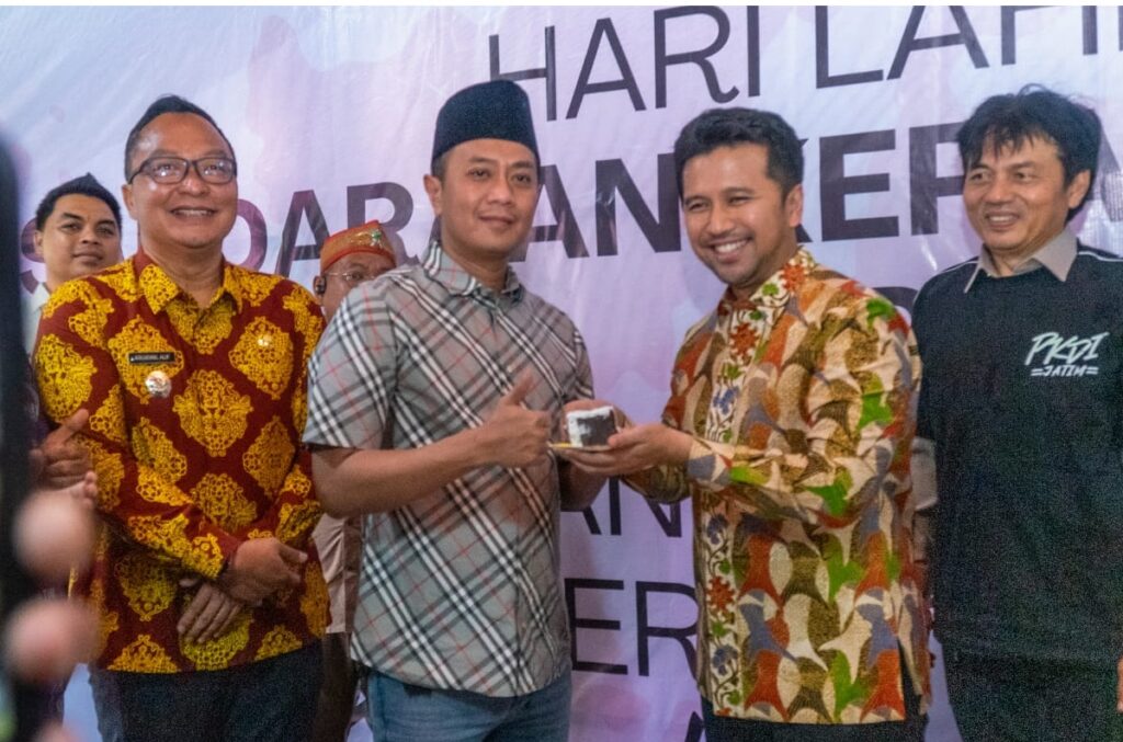 Harlah ke-2 PKDI Jatim, Wagub Emil Dorong Desa Tetap Inovatif di Tengah Tekanan Fiskal