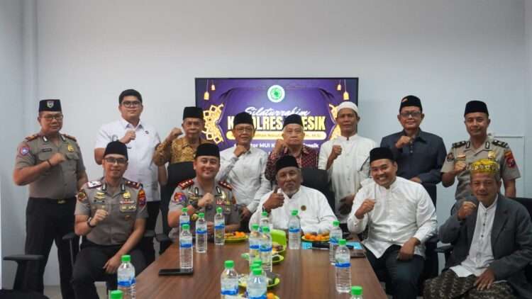 Silaturrahim ke MUI Gresik, Kapolres AKBP Ramadhan Ajak Para Kiai Sebarkan Pesan Kamtibmas
