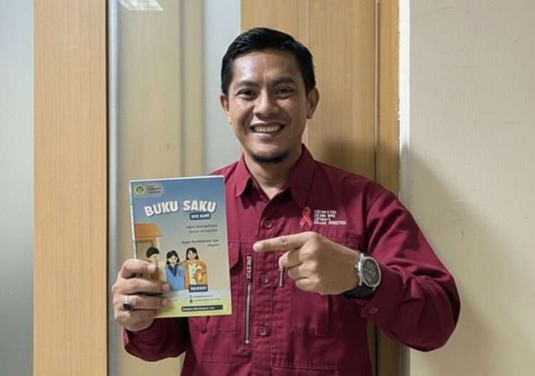 Lawan Stigma, KPA Gresik Hadirkan Buku Saku HIV/AIDS untuk Edukasi Masyarakat