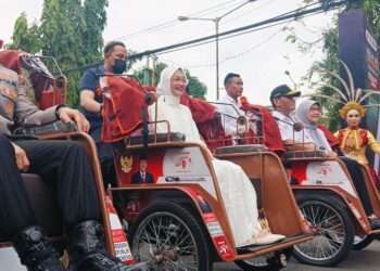 Tak Lagi Mengayuh, Ratusan Tukang Becak Kediri Sambut Era Listrik