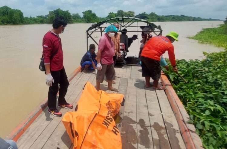 Polisi Ungkap Identitas Mayat Mengambang di Bengawan Solo Gresik, Kakek Asal Bojonegoro