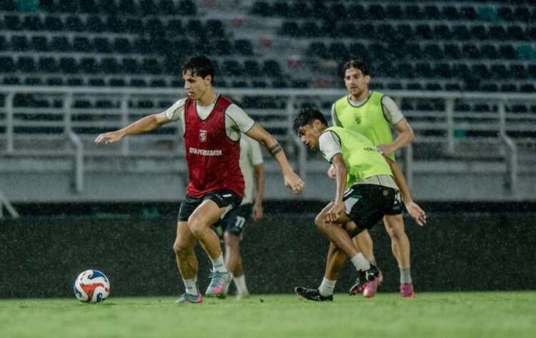 Jadwal Padat di Bulan Ramadan, Persebaya Maksimalkan Recovery Fisik Pemain