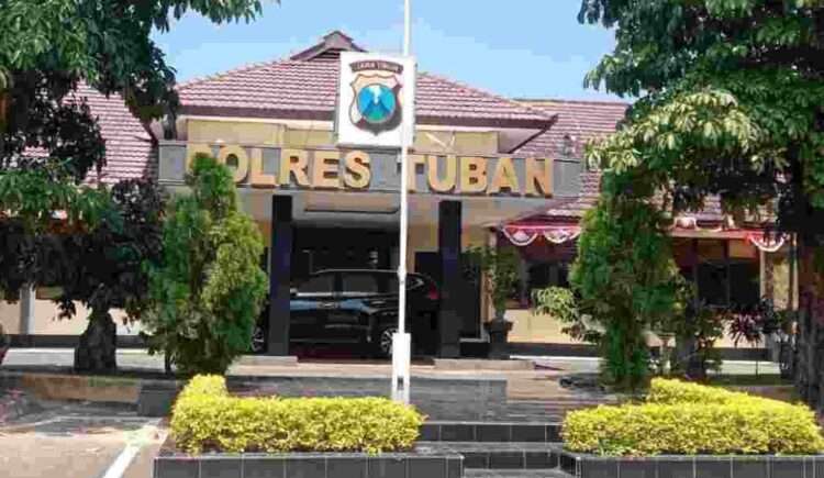 Diduga Jual Pacar di Bawah Umur Via WhatsApp, Pelaku AC Diamankan Polisi Tuban