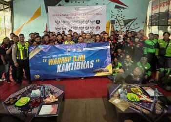 Ratusan Driver Online Se-Jatim Kumpul di Gresik, Polisi Ajak Jadi Pelopor Keselamatan Jalan