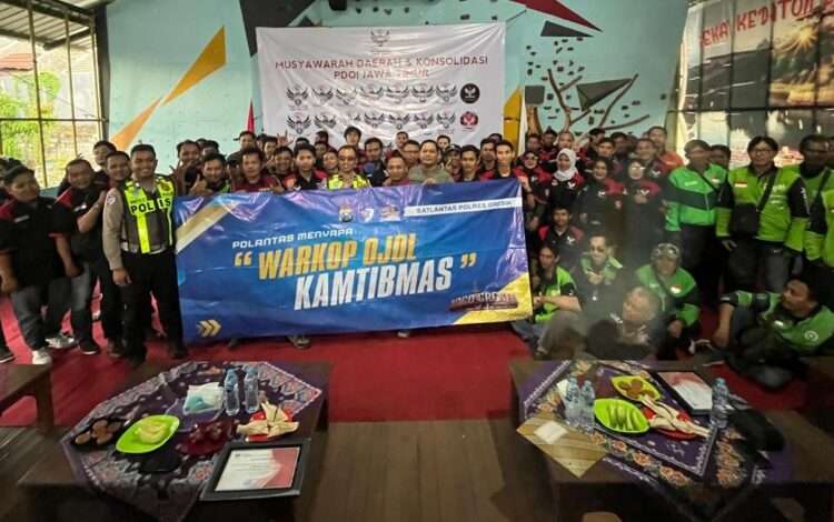 Ratusan Driver Online Se-Jatim Kumpul di Gresik, Polisi Ajak Jadi Pelopor Keselamatan Jalan