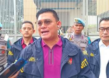 Bareskrim Geledah Perusahaan Emas di Sidoarjo, Sita 60 Kg Emas dan Uang Rp7 Miliar