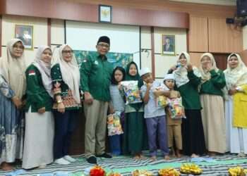 IDI Gresik Gelar santunan Anak Yatim dan Bagi Takjil di 10 Titik Selama Ramadan