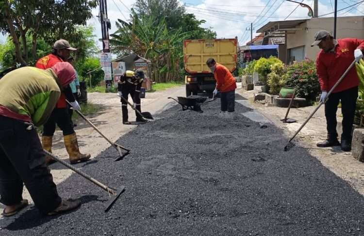 Perbaikan Dikebut, 260 Titik Jalan Rusak di Gresik Ditangani Jelang Mudik Lebaran 2026