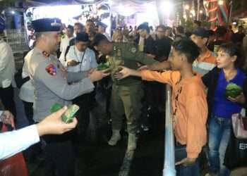 Dipadati Warga, Polres Gresik Kawal Kemeriahan Kontes Bandeng Kawak 2026