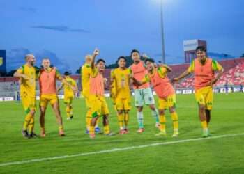 Persebaya Hantam Arema 4-0, Rivera Sumbang Dua Gol