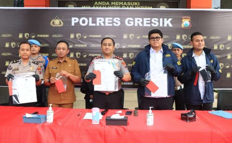 Ditangkap di Kalimantan, Tersangka Jual Beli SK ASN Palsu di Gresik