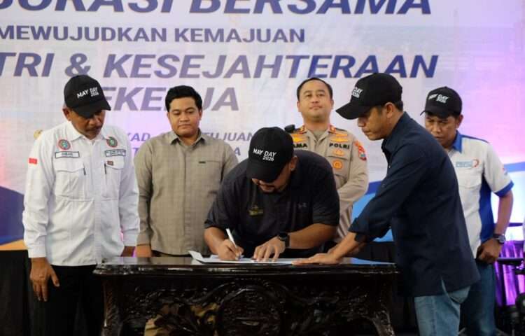 May Day 2026 di Gresik Berlangsung Kondusif, Pemkab dan Buruh Komitmen Bersama